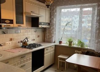 Сдам в аренду 2-ком. квартиру, 56 м2, Псков, Рижский проспект, 73