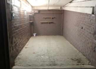 Сдам в аренду гараж, 18 м2, Свердловская область, улица Бебеля, 17