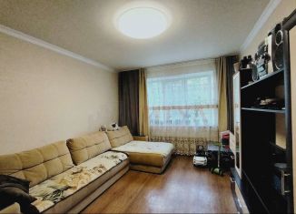 Трехкомнатная квартира на продажу, 65.3 м2, Старый Оскол, микрорайон Восточный, 14