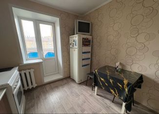 Продается однокомнатная квартира, 35 м2, Туймазы, улица Салавата Юлаева, 69