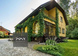 Продается коттедж, 380 м2, деревня Юкки, Сосновая улица, 27