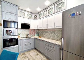 Продажа 3-комнатной квартиры, 90 м2, Старый Оскол, ЖК Тополь, микрорайон Дубрава, квартал 3, 1