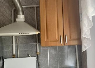 Однокомнатная квартира в аренду, 35 м2, Крымск, улица Лермонтова, 7