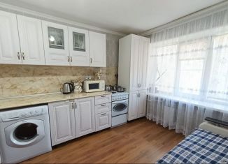 Продам однокомнатную квартиру, 33 м2, Таганрог, улица Пальмиро Тольятти, 36-2