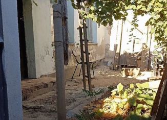 Продаю 2-ком. квартиру, 42 м2, Крым, улица Халтурина, 44