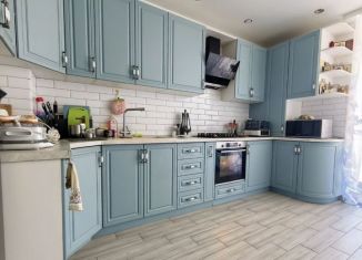 Продажа 3-ком. квартиры, 92 м2, Ставрополь, улица Рогожникова, 19/5, Промышленный район