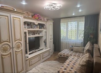 Продажа 2-ком. квартиры, 54.3 м2, Собинка, улица Мира, 8