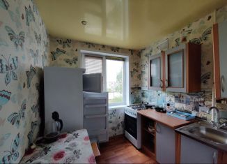 Продам 3-комнатную квартиру, 62 м2, Сыктывкар, улица Островского, 3