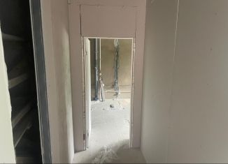 Продаю двухкомнатную квартиру, 93.9 м2, Котлас, улица Владимира Петухова, 11