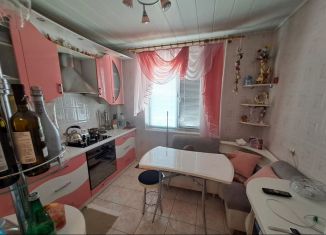 Продам 2-ком. квартиру, 52 м2, Керчь, улица Будённого, 33