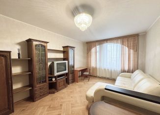 Сдам 1-комнатную квартиру, 55 м2, Санкт-Петербург, Гаккелевская улица, 22к1