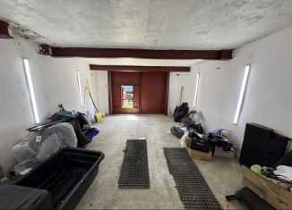 Продам гараж, 30 м2, Тобольск, 2-й квартал, 1В/257
