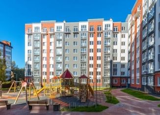 Продаю 3-ком. квартиру, 27.3 м2, Калининград