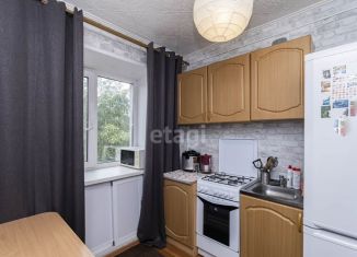 Продаю 1-ком. квартиру, 29.9 м2, Тюмень, Харьковская улица, 56