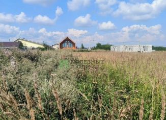 Продается участок, 800 сот., деревня Азьмушкино, улица Александра Матросова, 18