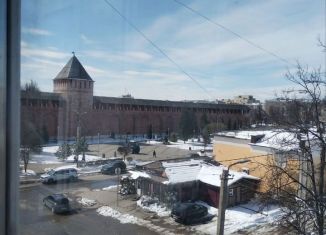 Продаю четырехкомнатную квартиру, 107.4 м2, Смоленск, улица Маршала Жукова, 9