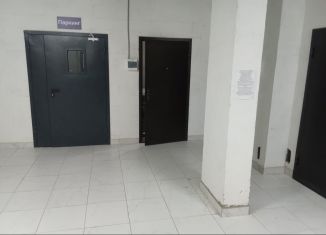 Продаю гараж, 10 м2, Ставрополь, микрорайон № 35, улица Алексея Яковлева, 3/1