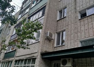 Продаю двухкомнатную квартиру, 52 м2, Кропоткин, Железнодорожная улица, 87