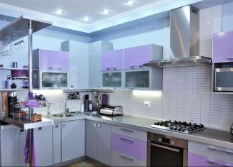 Продам трехкомнатную квартиру, 100.2 м2, Череповец, улица Наседкина, 8А, ЖК Белые Ночи