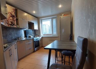 Продается 3-ком. квартира, 71 м2, Йошкар-Ола, улица Зарубина, 43