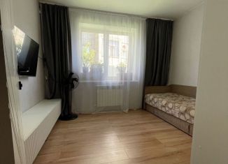 2-ком. квартира на продажу, 40 м2, Удмуртия, улица 40-летия Октября, 106