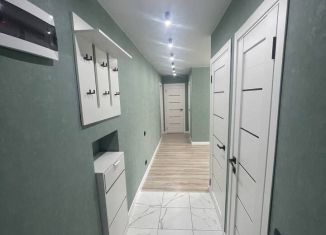 Продаю 3-комнатную квартиру, 58 м2, Дзержинск, проспект Ленина, 52