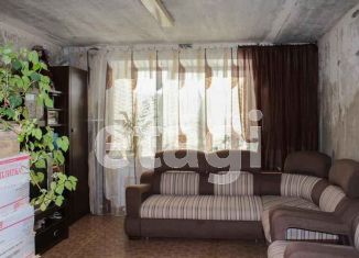 Продам 1-ком. квартиру, 35.4 м2, Тобольск, 8-й микрорайон, 15