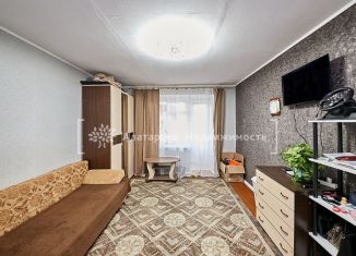 Продажа 2-комнатной квартиры, 51.7 м2, деревня Кисловка, улица Мира, 6