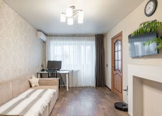 Продается 2-ком. квартира, 41.8 м2, Татарстан, улица Татарстан, 72