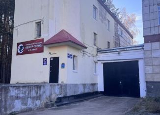 Продается гараж, 30 м2, Чайковский, шоссе Космонавтов, 3