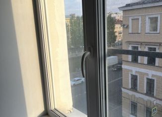 Сдаю трехкомнатную квартиру, 96 м2, Санкт-Петербург, проспект Римского-Корсакова, 77