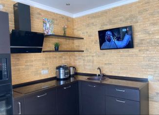 Продается однокомнатная квартира, 38.5 м2, Тюмень, улица Избышева, 6, ЖК Нефтяник