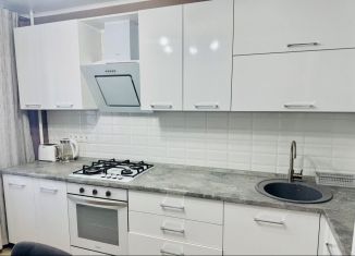 Продаю 1-ком. квартиру, 43 м2, Саратов, Техническая улица, 5