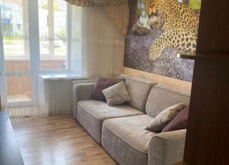 Продам трехкомнатную квартиру, 60.2 м2, Кирово-Чепецк, улица 60 лет Октября, 13