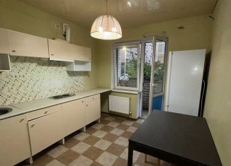 Продается 3-ком. квартира, 62.9 м2, Краснодар, микрорайон Черемушки, улица Селезнёва, 4Б