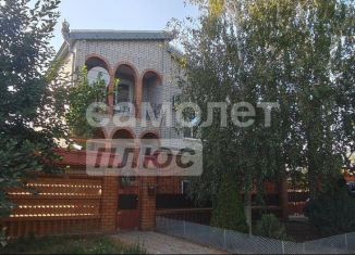 Дом на продажу, 247 м2, Гулькевичи, улица Энтузиастов, 32