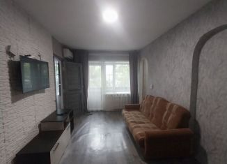 Продаю трехкомнатную квартиру, 39.1 м2, Соль-Илецк, Московская улица, 163