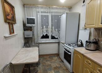 Аренда трехкомнатной квартиры, 62.4 м2, Республика Башкортостан, улица Баязита Бикбая, 33