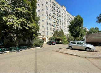 Продам 3-ком. квартиру, 65 м2, Краснодар, улица Селезнёва, 126, микрорайон Черемушки
