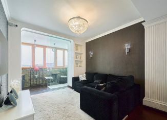 Продам 3-ком. квартиру, 108 м2, Краснодар, проспект Чекистов, 42, микрорайон Юбилейный