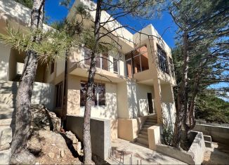 Продаю дом, 294.9 м2, посёлок городского типа Гаспра