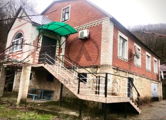 Продается дом, 245.5 м2, поселок городского типа Джубга, микрорайон Ореховая Роща, 10А