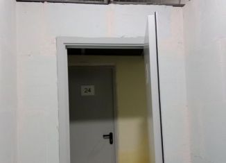 Продаю машиноместо, 10 м2, Нижний Новгород, улица Владимира Лузянина, 1