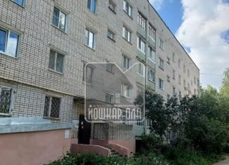 Продается 2-ком. квартира, 49 м2, Йошкар-Ола, улица Подольских Курсантов, 4, 3-й микрорайон