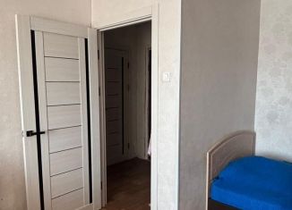 Продаю 1-комнатную квартиру, 34 м2, Барнаул, улица Кутузова, 16Г