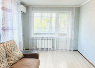 Двухкомнатная квартира в аренду, 45 м2, Брянск, улица Брянской Пролетарской Дивизии, 5