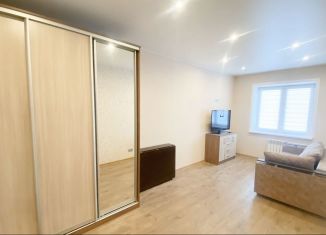 Продается 2-ком. квартира, 46 м2, Северодвинск, улица Ломоносова, 1