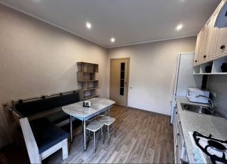 Сдается 2-комнатная квартира, 59.7 м2, деревня Мокшино, Норильский бульвар, 2