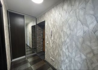 Продаю однокомнатную квартиру, 41.4 м2, Тюмень, Калининский округ, улица Самарцева, 177