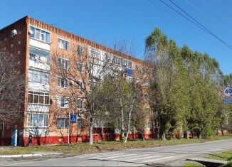 Двухкомнатная квартира на продажу, 50 м2, Майкоп, улица Герцена, 98